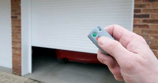 Купить автоматику для рулонных ворот Людиново, цена от 2727 руб.