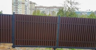 Купить распашные ворота из штакетника Людиново, цена от 2727 руб.