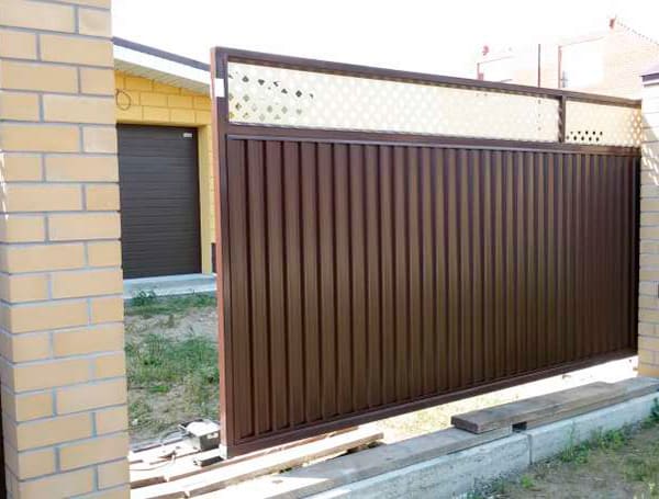 Эстетика и Надежность: Ворота Grand Line для Вашего Дома в Людиново от 36828 руб